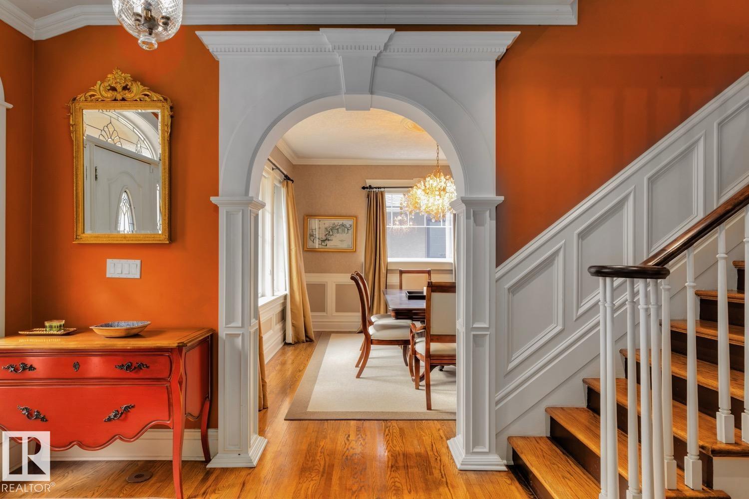 6306 111 AV NW NW, Edmonton