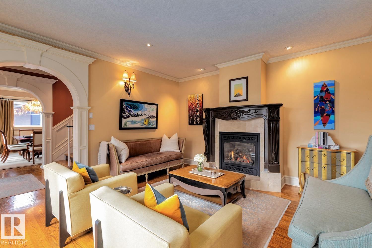 6306 111 AV NW NW, Edmonton