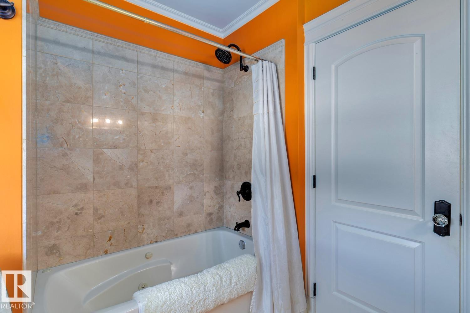 6306 111 AV NW NW, Edmonton