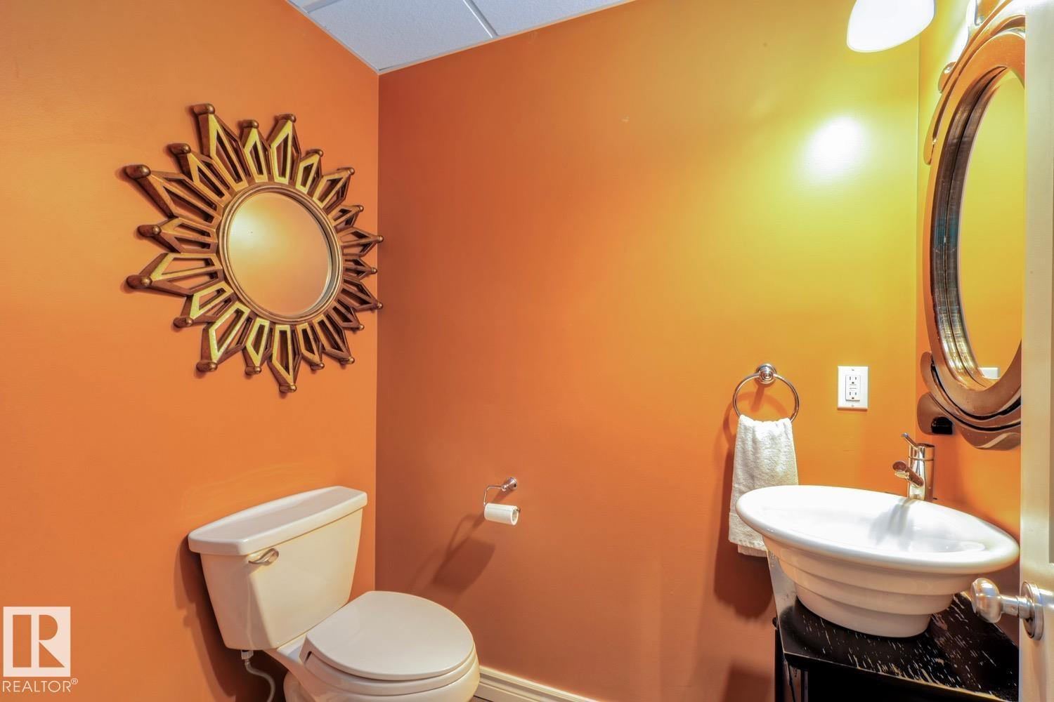 6306 111 AV NW NW, Edmonton