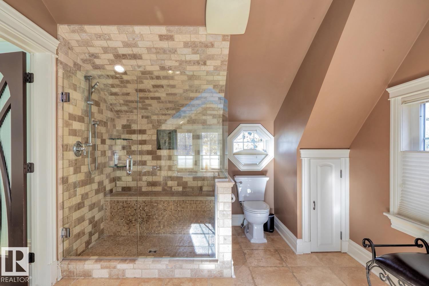 6306 111 AV NW NW, Edmonton