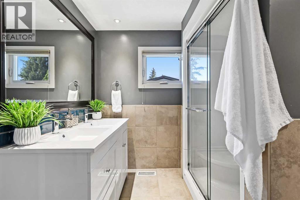 Single Family House 5 Level for Sale in   Dalhousie Drive NW Dalhousie Calgary 