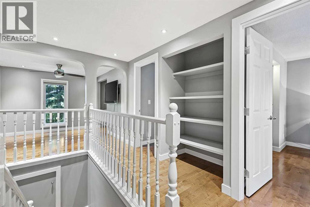Single Family House 5 Level for Sale in   Dalhousie Drive NW Dalhousie Calgary 