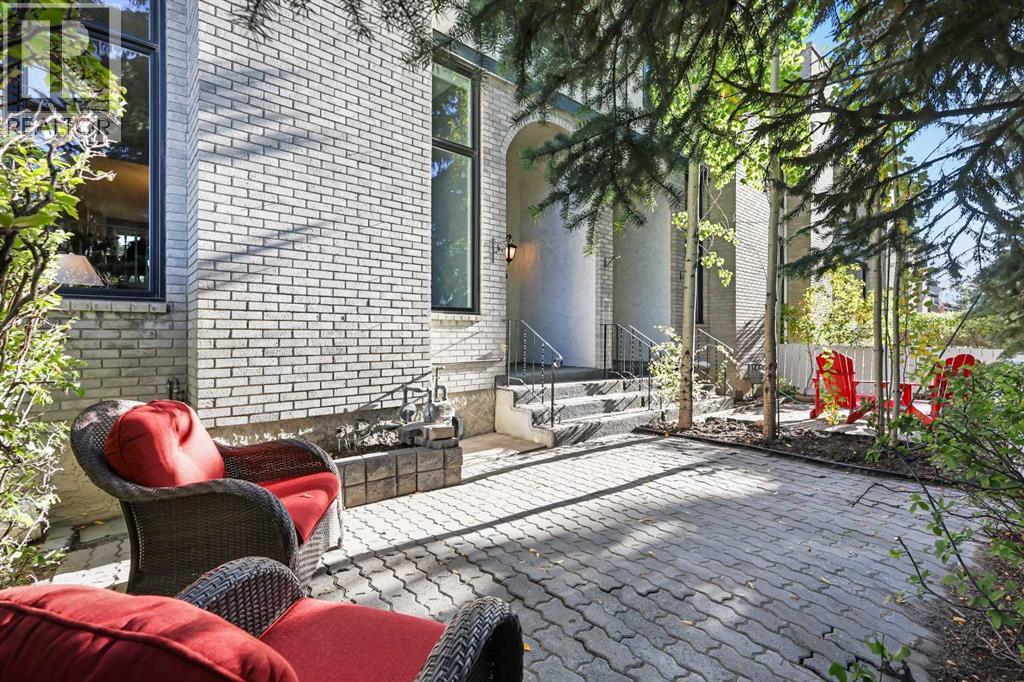 Single Family House 5 Level for Sale in   Dalhousie Drive NW Dalhousie Calgary 