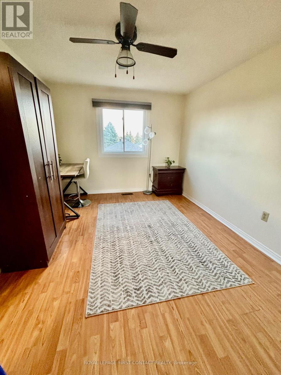 Single Family House for Sale in  DELANEY CRESCENT Barrie (Northwest) 