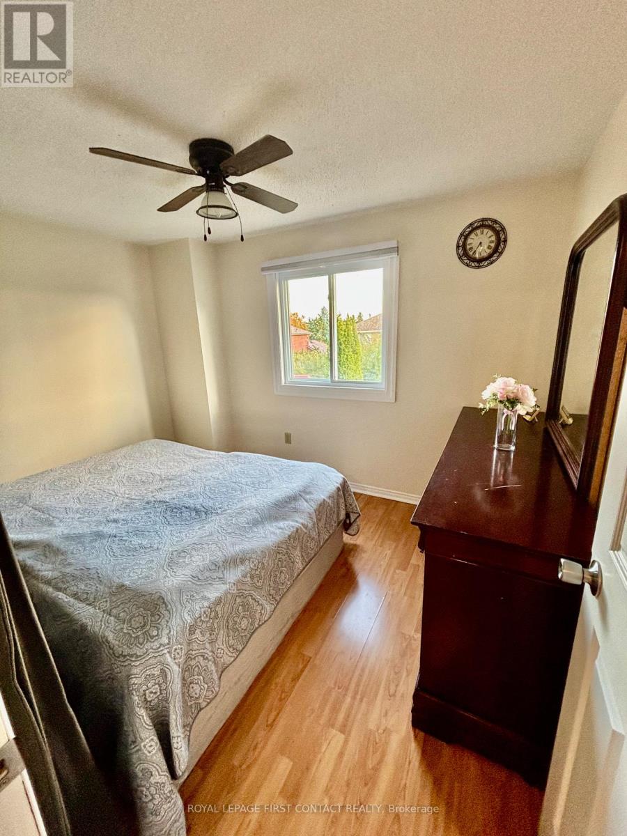 Single Family House for Sale in  DELANEY CRESCENT Barrie (Northwest) 