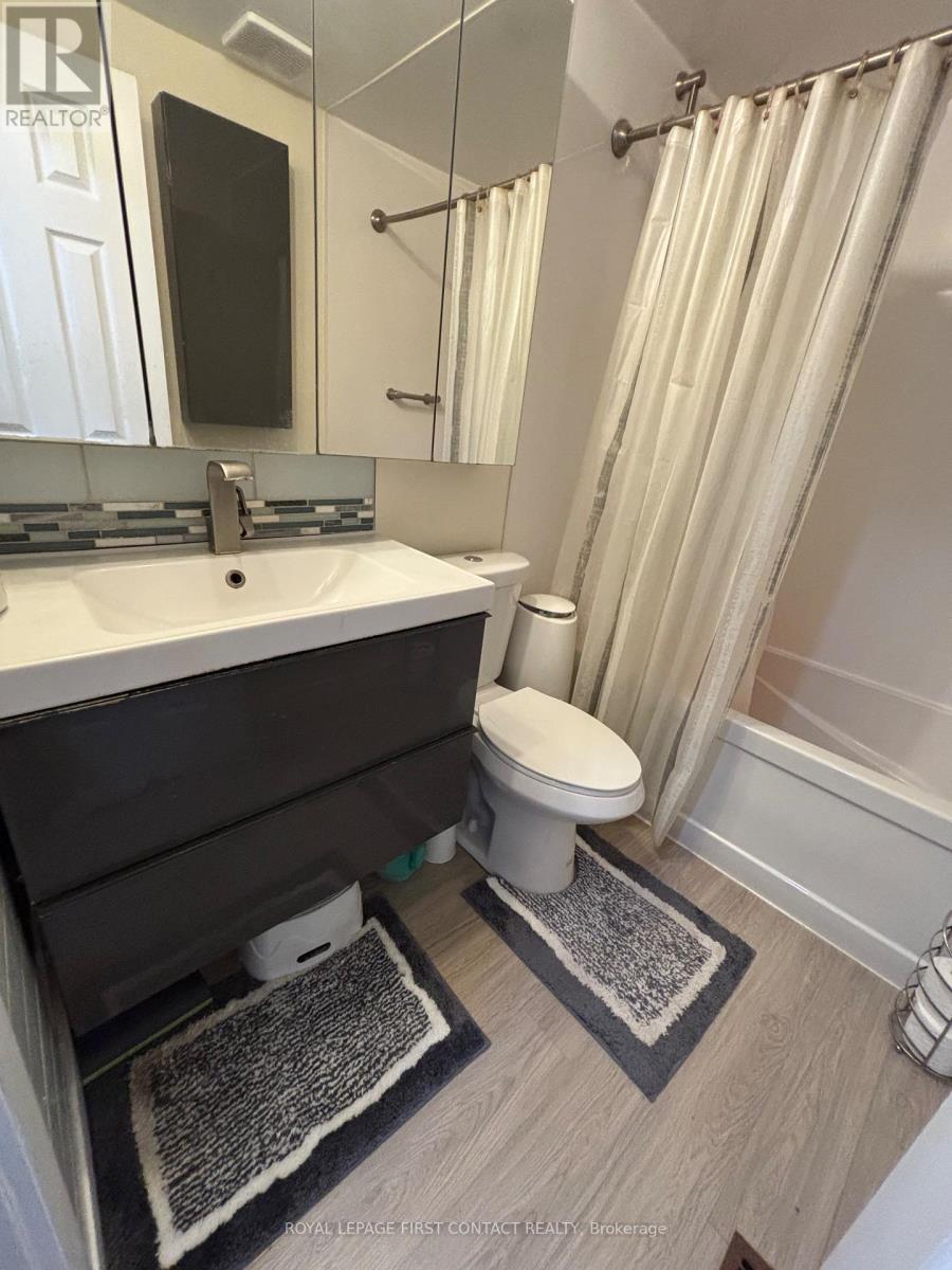 Single Family House for Sale in  DELANEY CRESCENT Barrie (Northwest) 