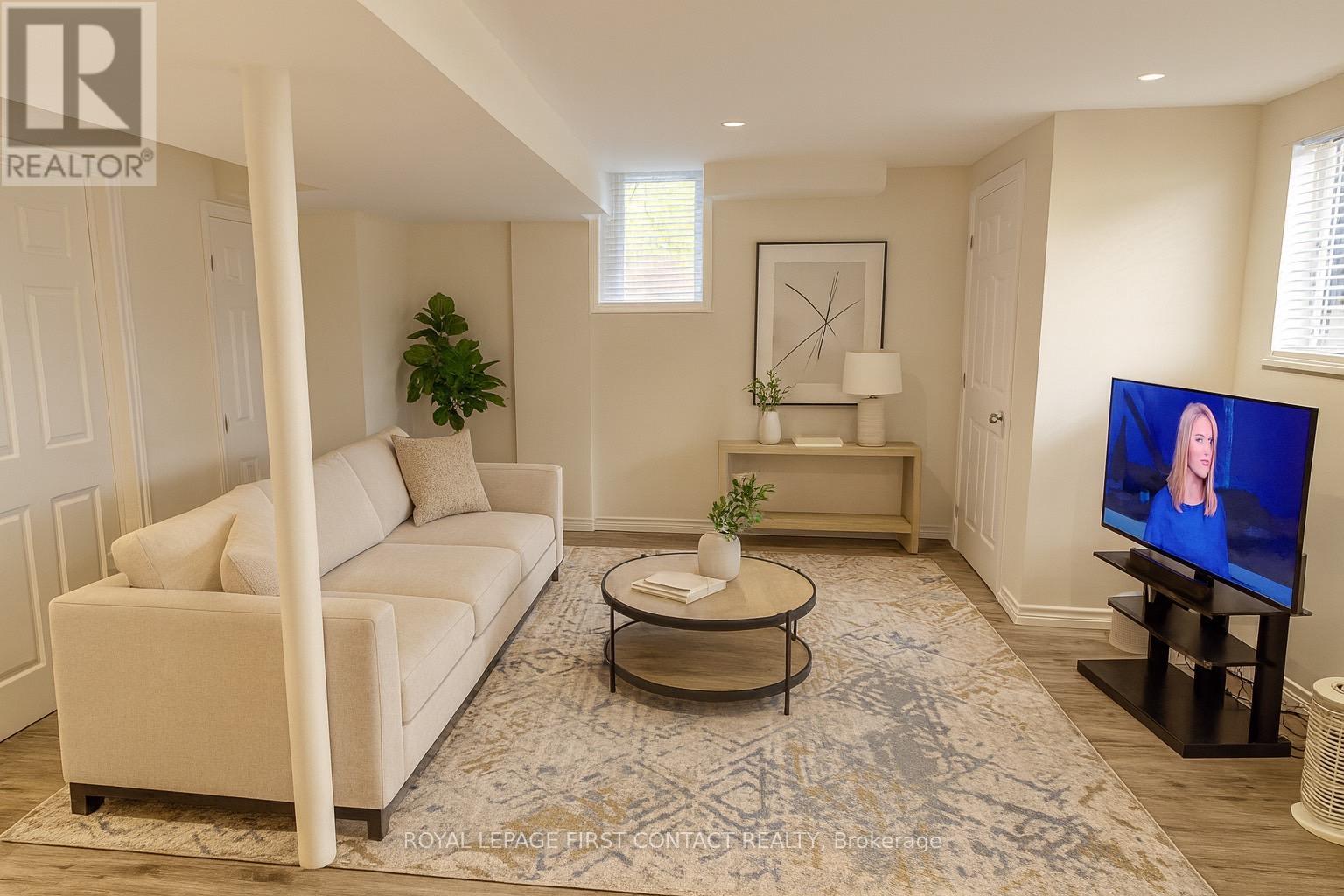 Single Family House for Sale in  DELANEY CRESCENT Barrie (Northwest) 