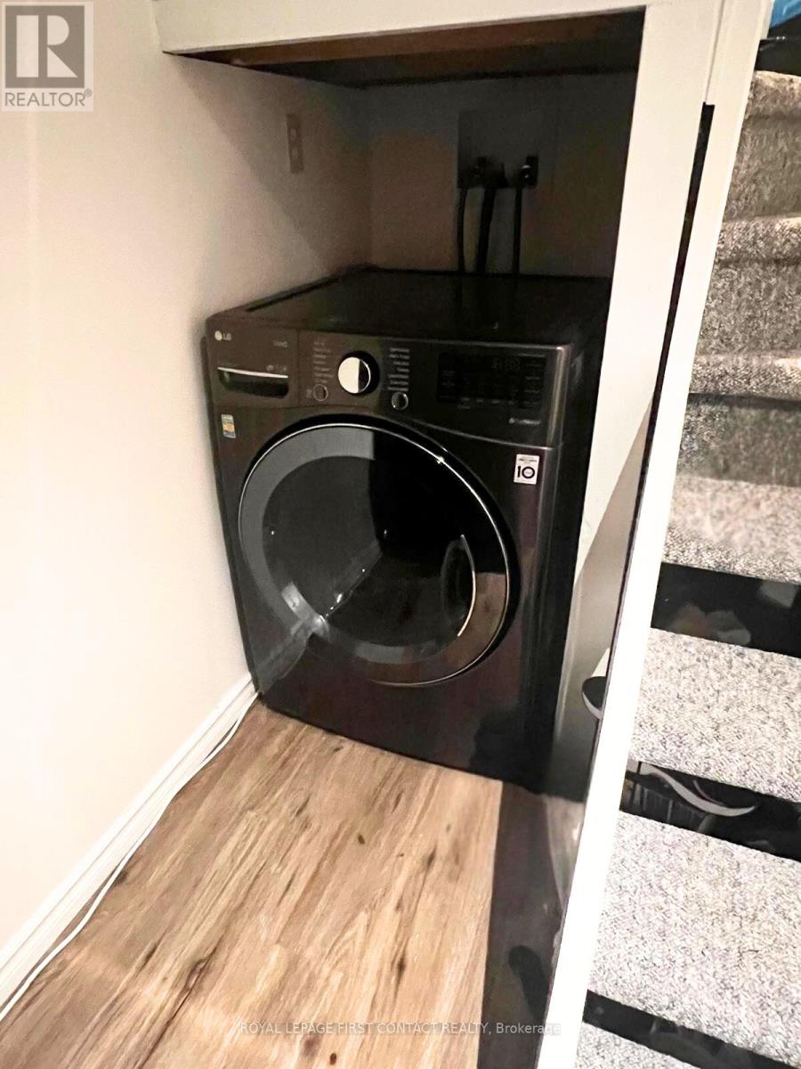 Single Family House for Sale in  DELANEY CRESCENT Barrie (Northwest) 