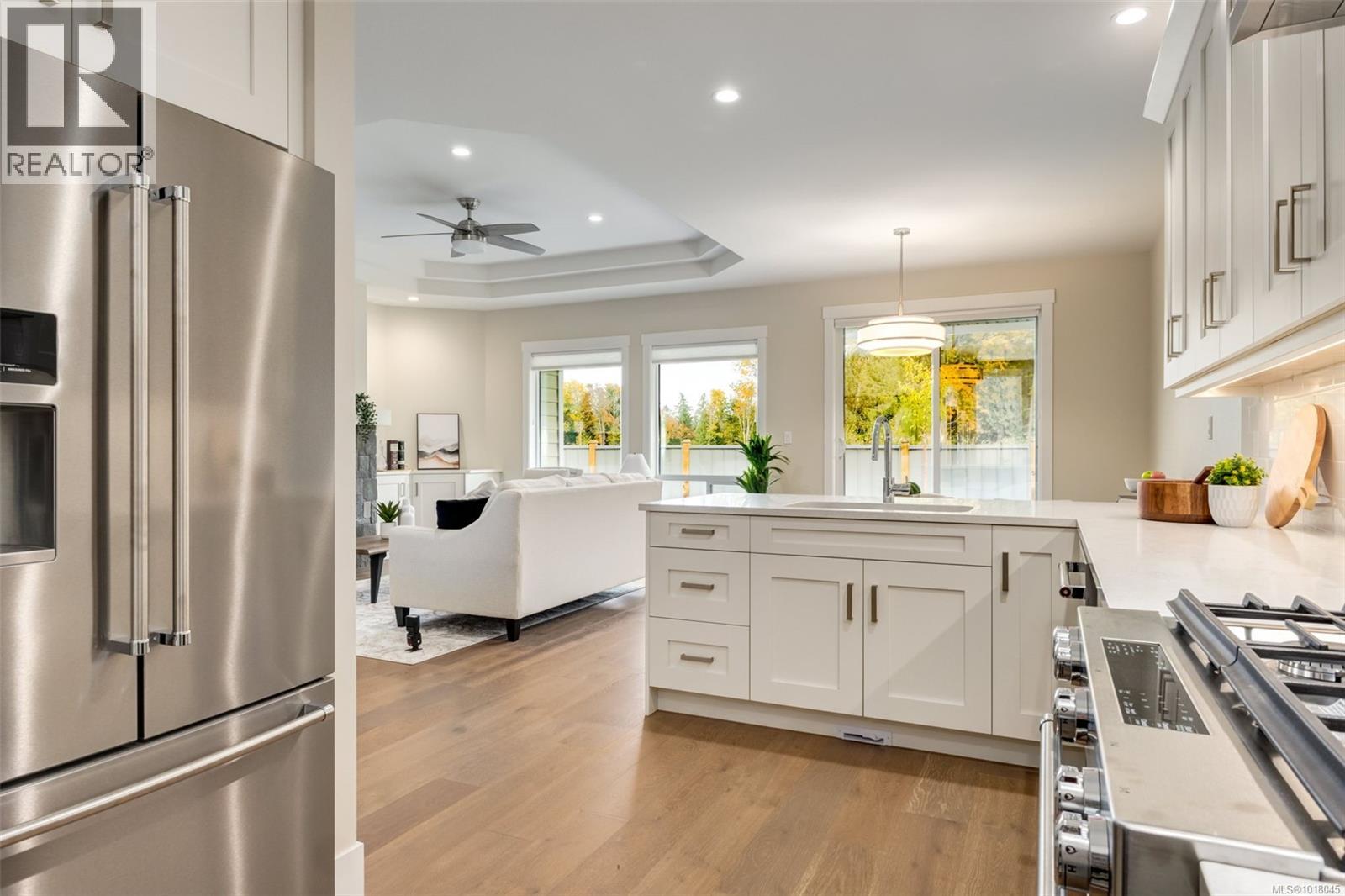 1189 Lee Rd, Parksville