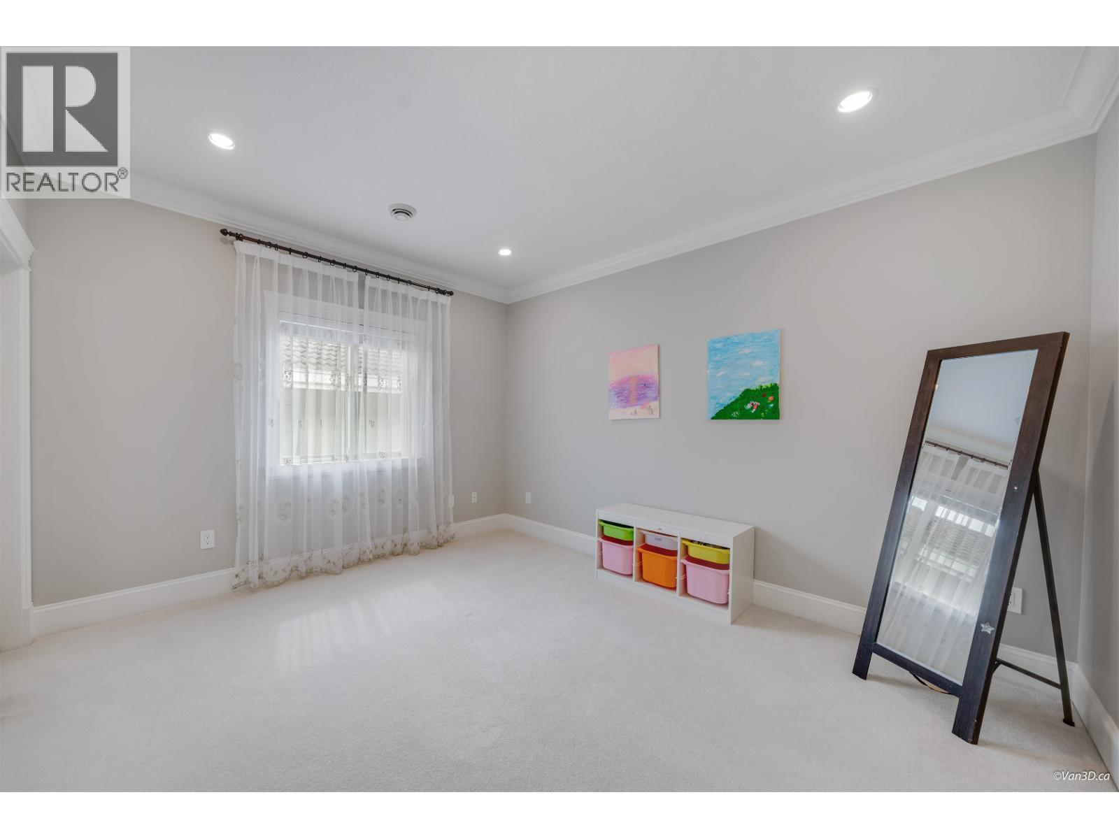 8811 MINLER Road, Richmond