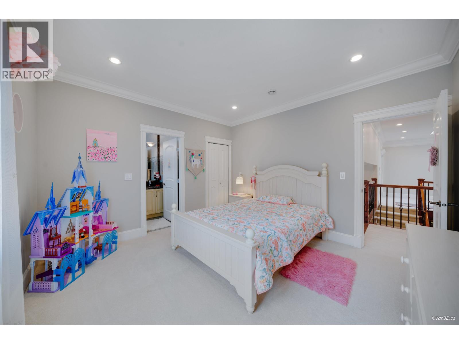 8811 MINLER Road, Richmond