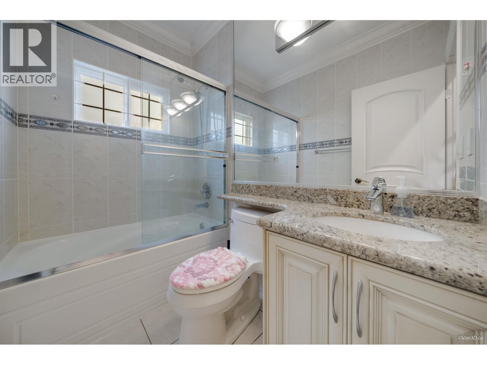 8811 MINLER Road, Richmond