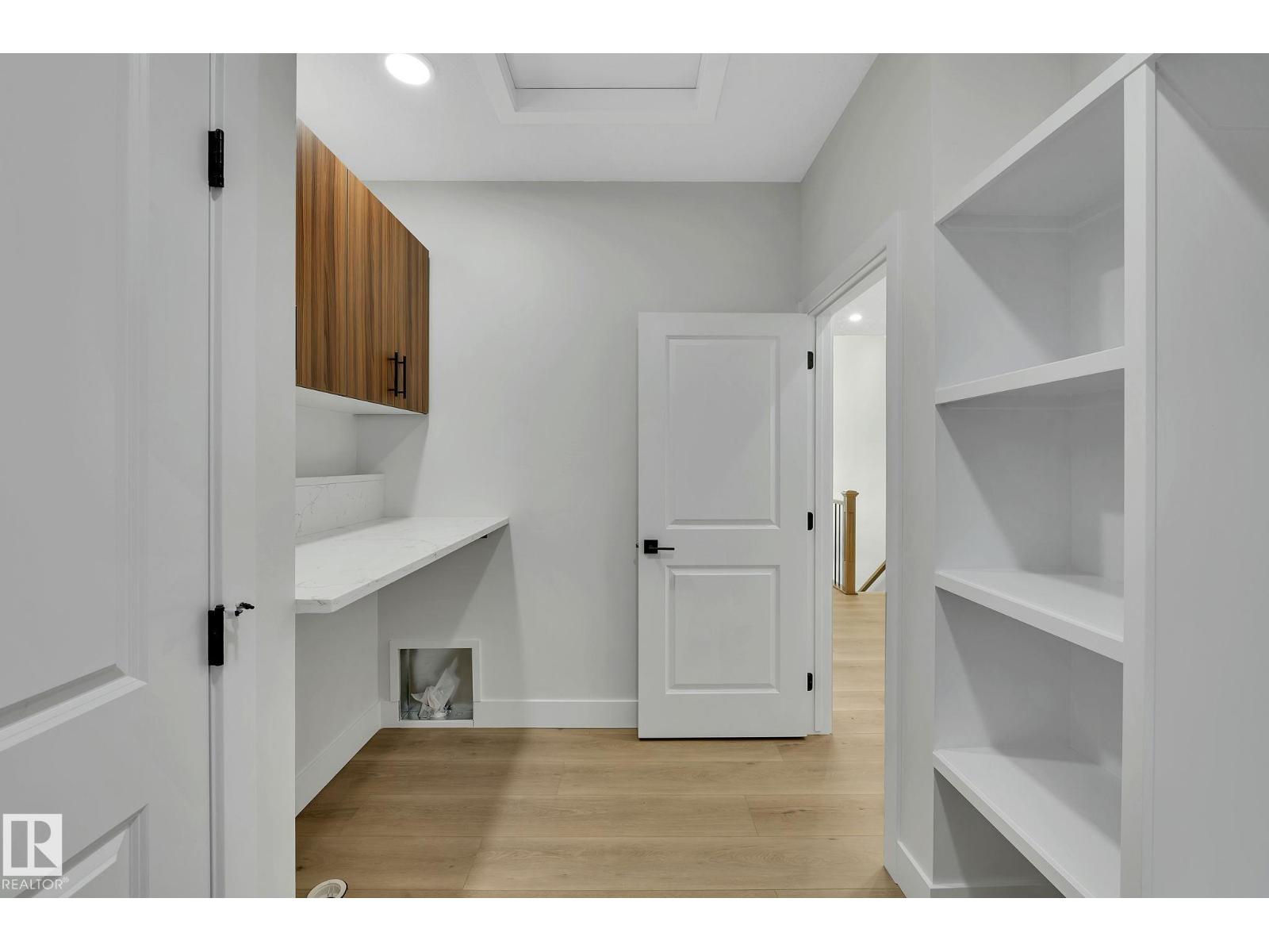 #24 104 ALLARD LI SW, Edmonton