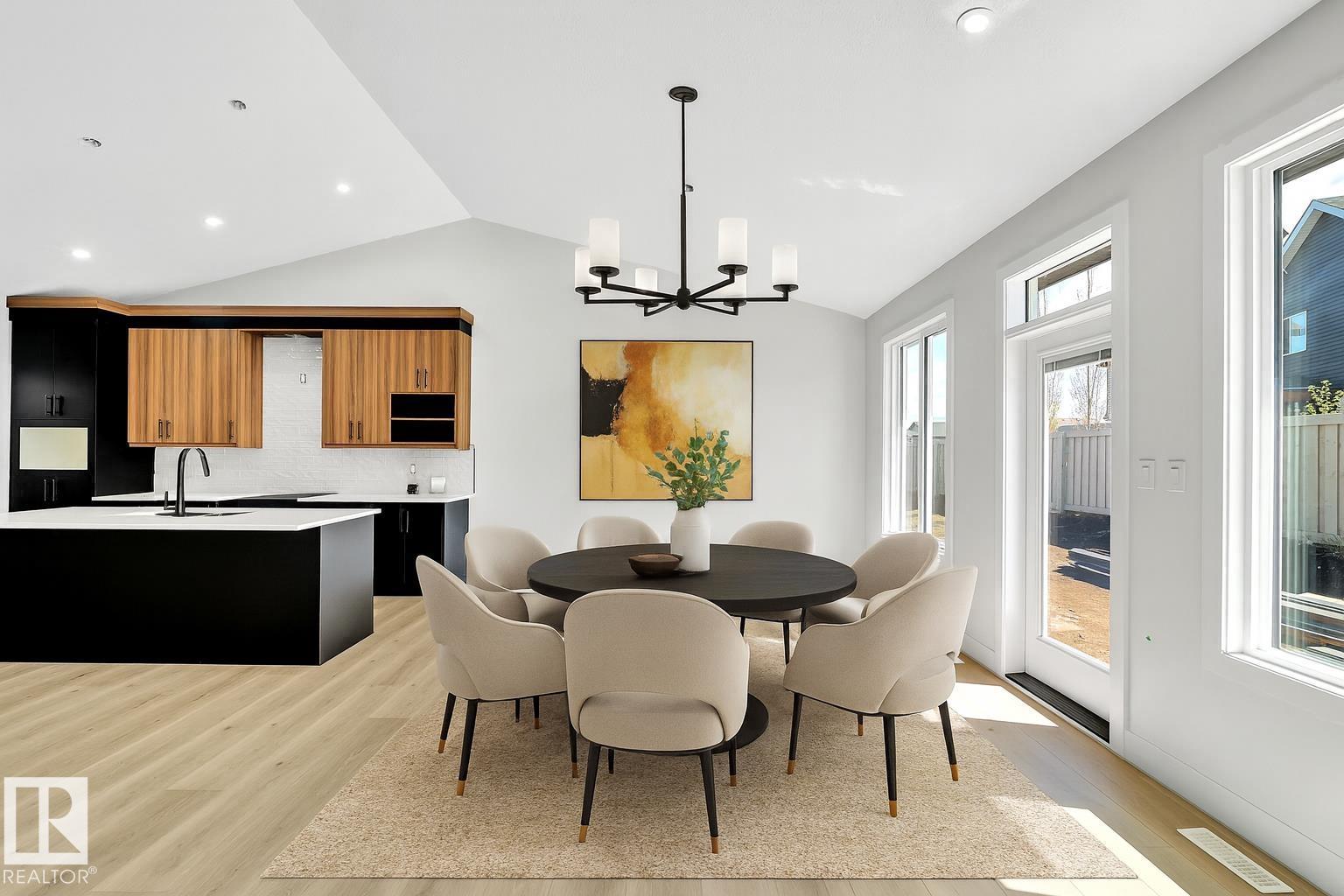 #24 104 ALLARD LI SW, Edmonton