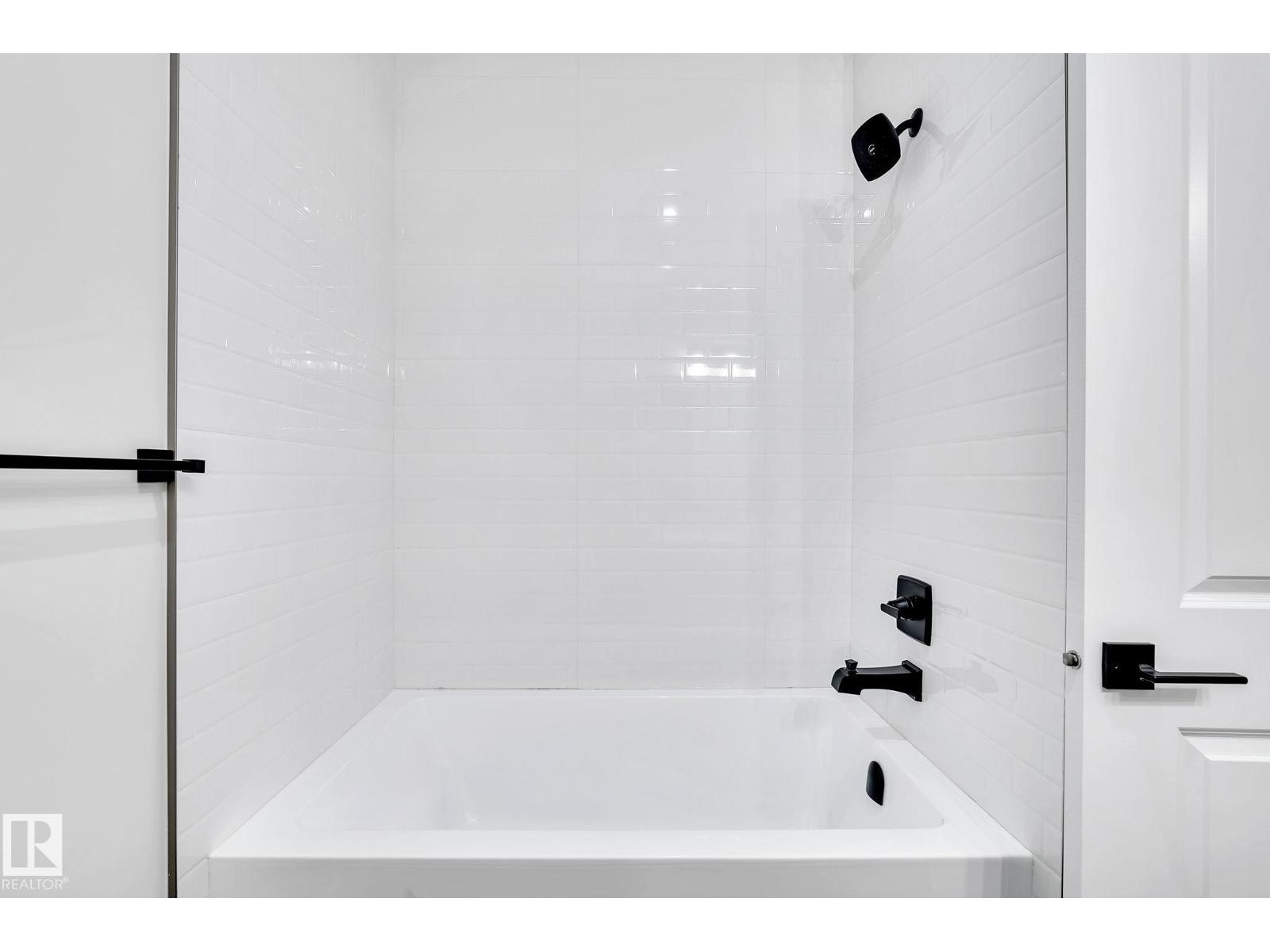 #24 104 ALLARD LI SW, Edmonton