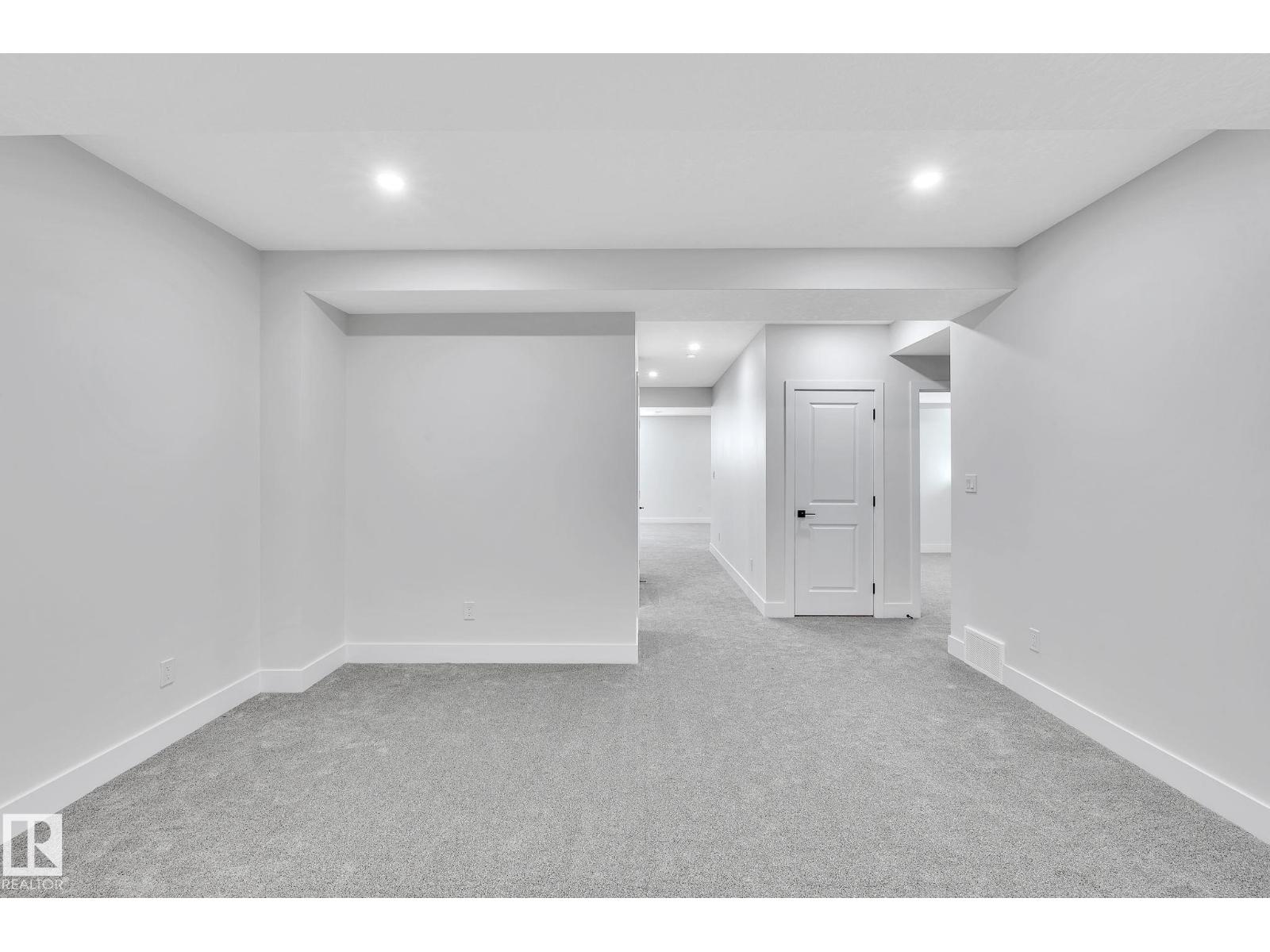 #24 104 ALLARD LI SW, Edmonton