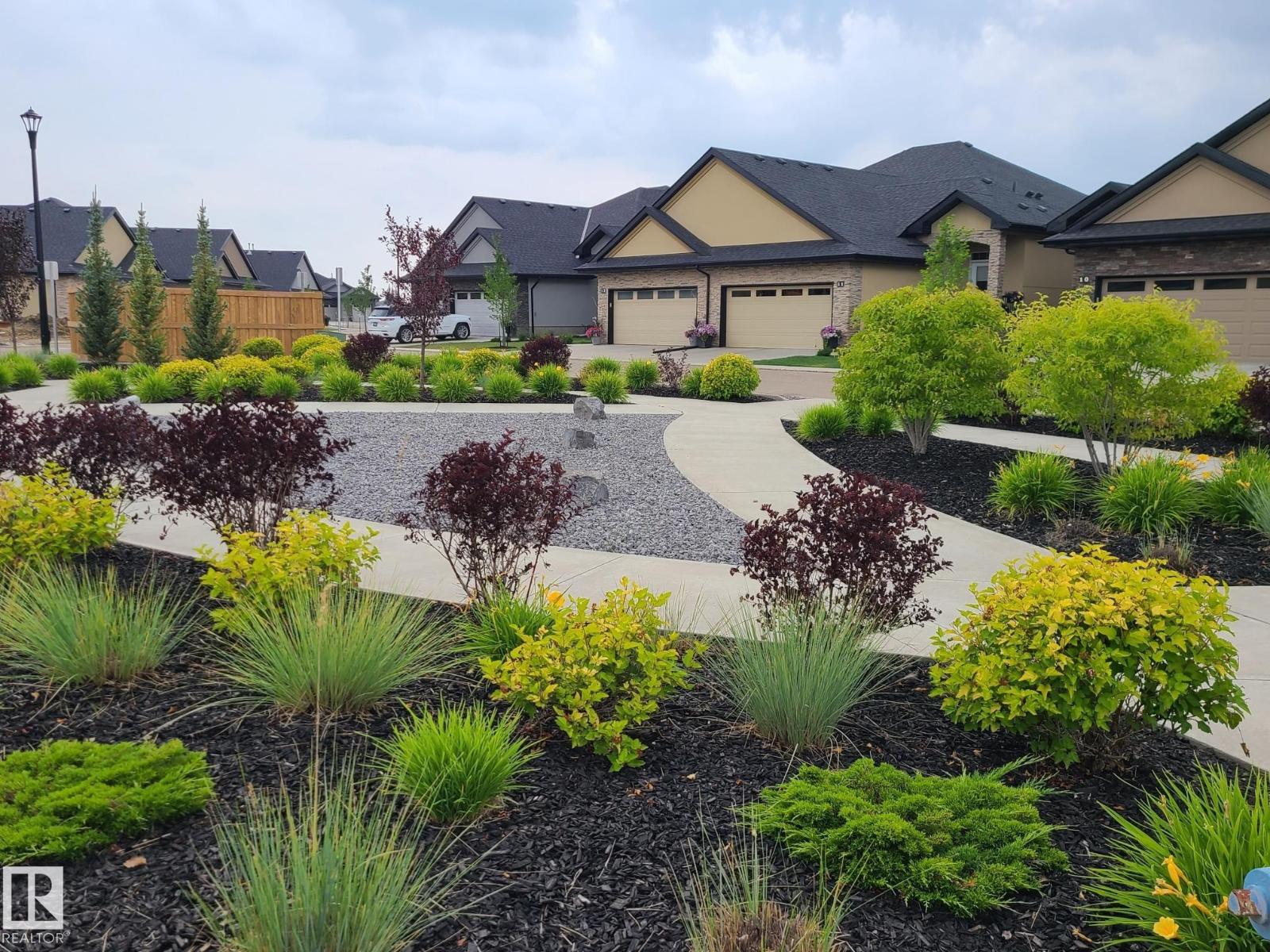 #24 104 ALLARD LI SW, Edmonton