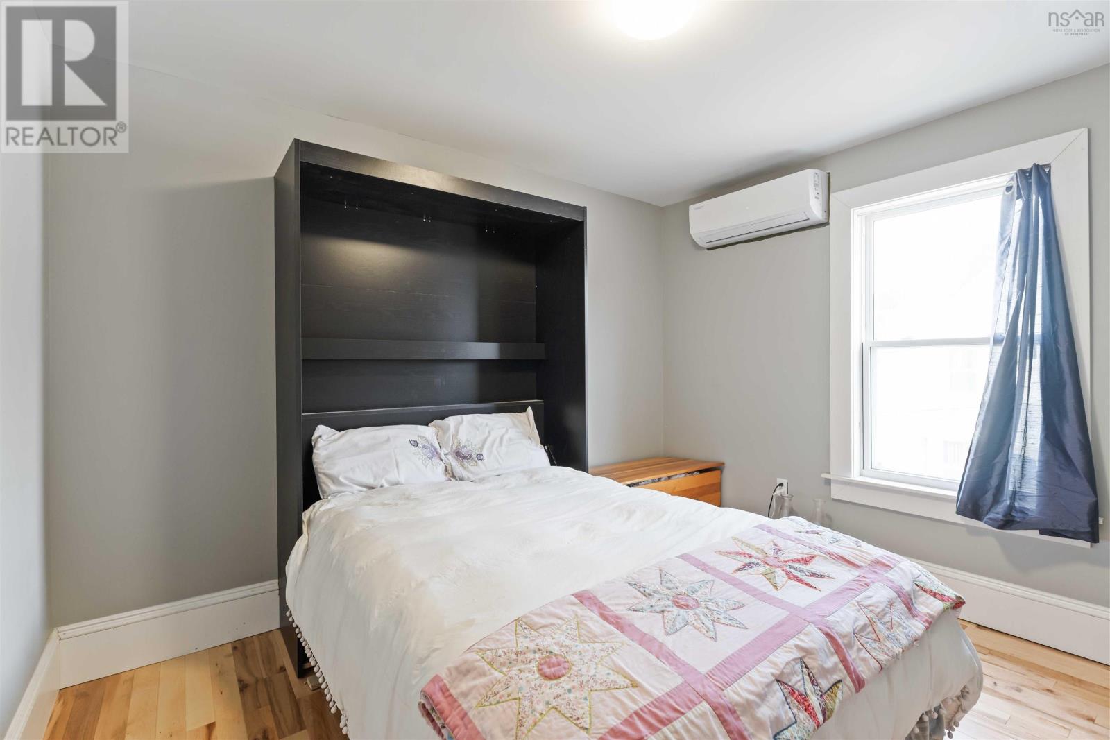 Property 17 of 30 of 22 Washington Street