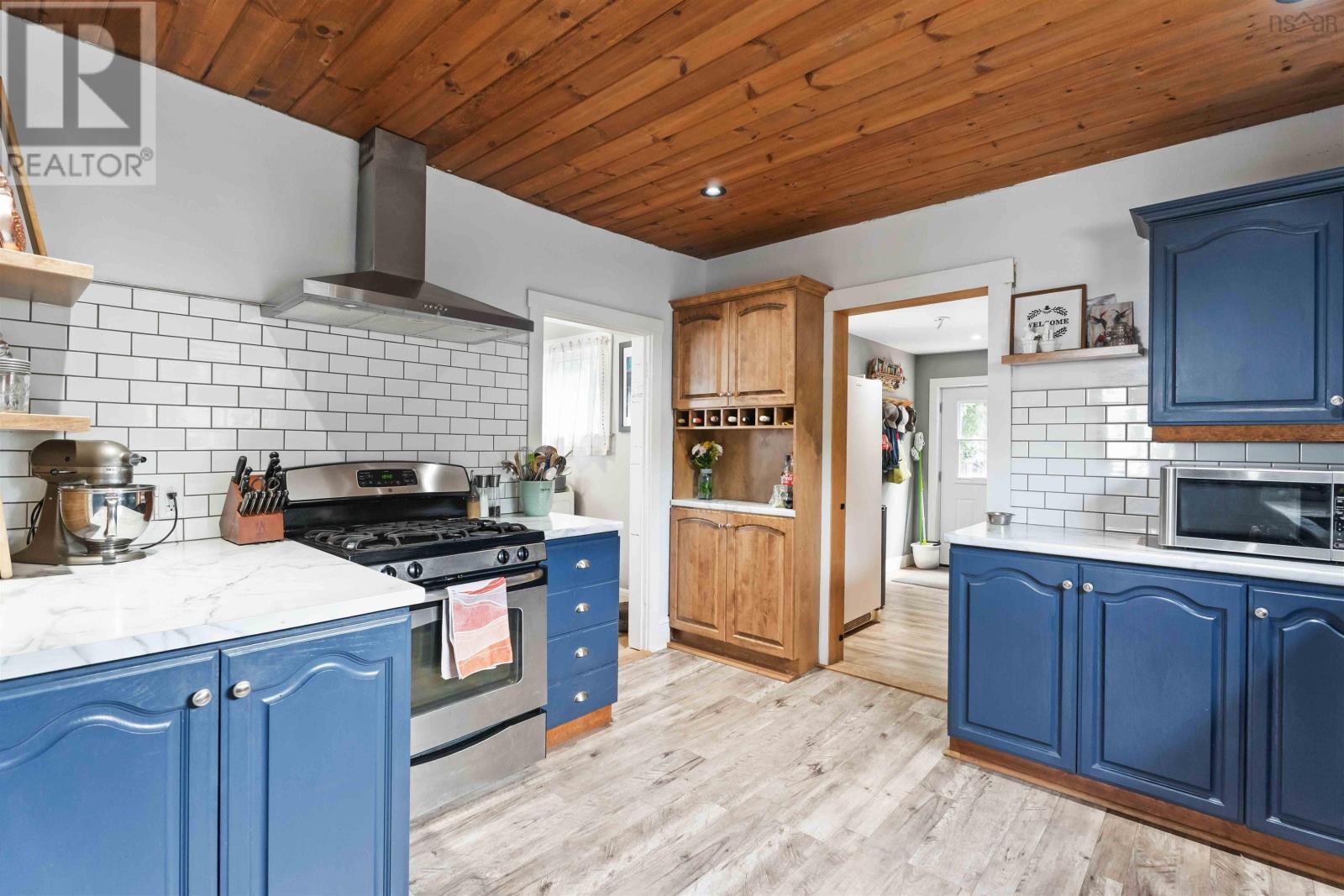 Property 9 of 30 of 22 Washington Street