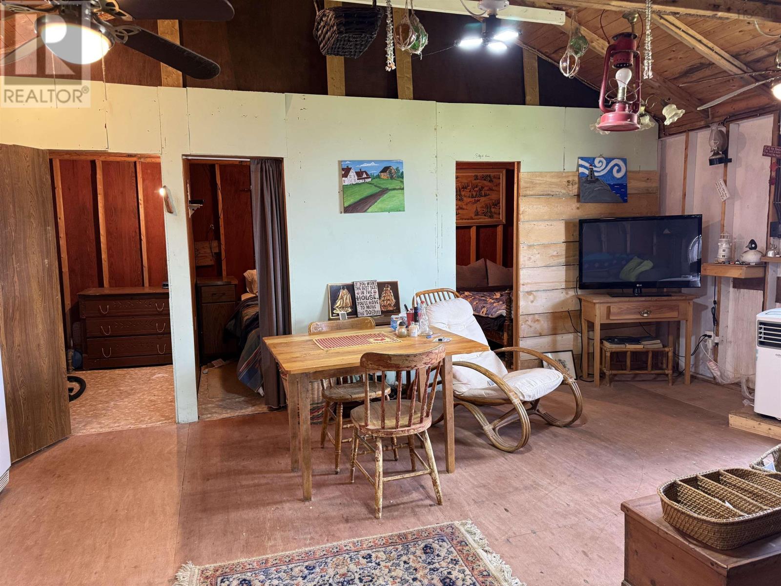 Property 7 of 24 of 28 Quahog Lane