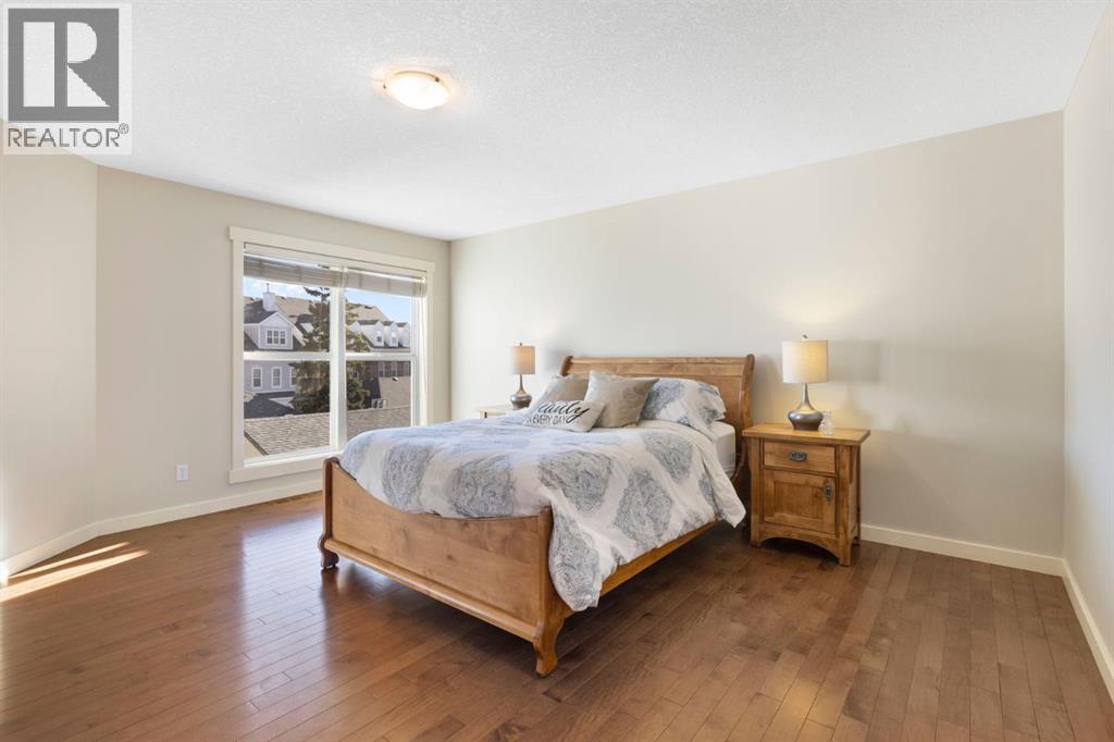 Single Family House for Sale in  Henwood Street SW Garrison Green Calgary 