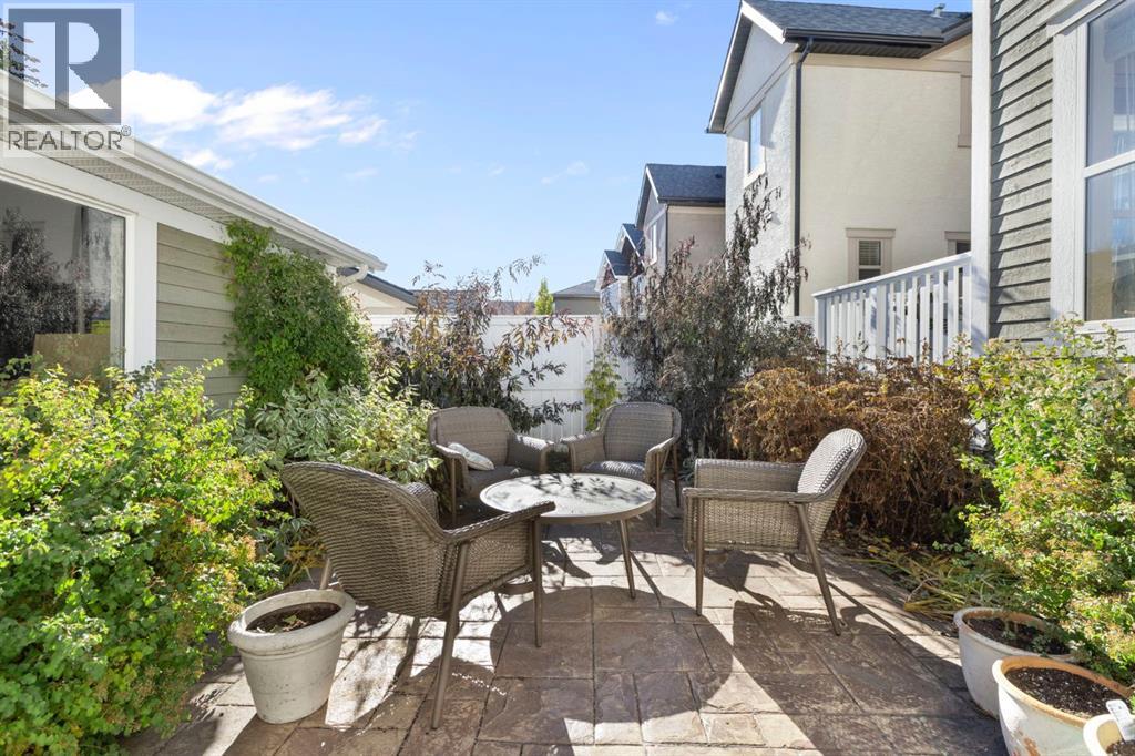 Single Family House for Sale in  Henwood Street SW Garrison Green Calgary 