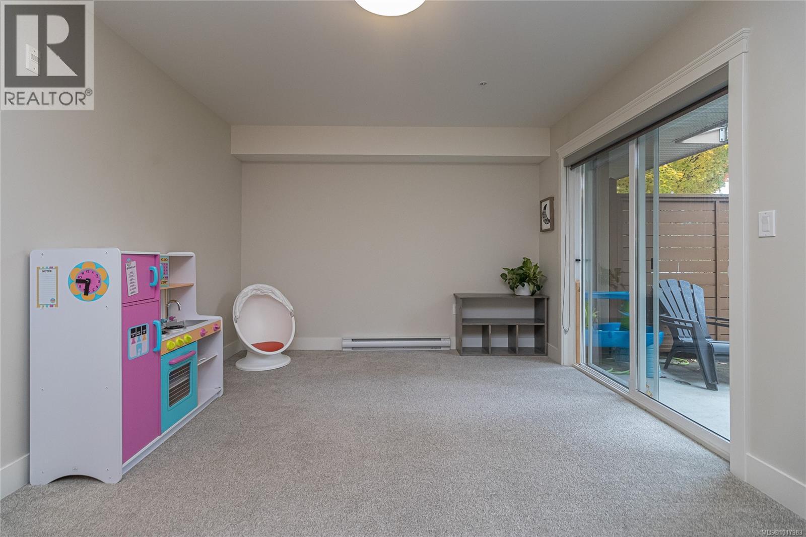 5 1900 Watkiss Way, View Royal