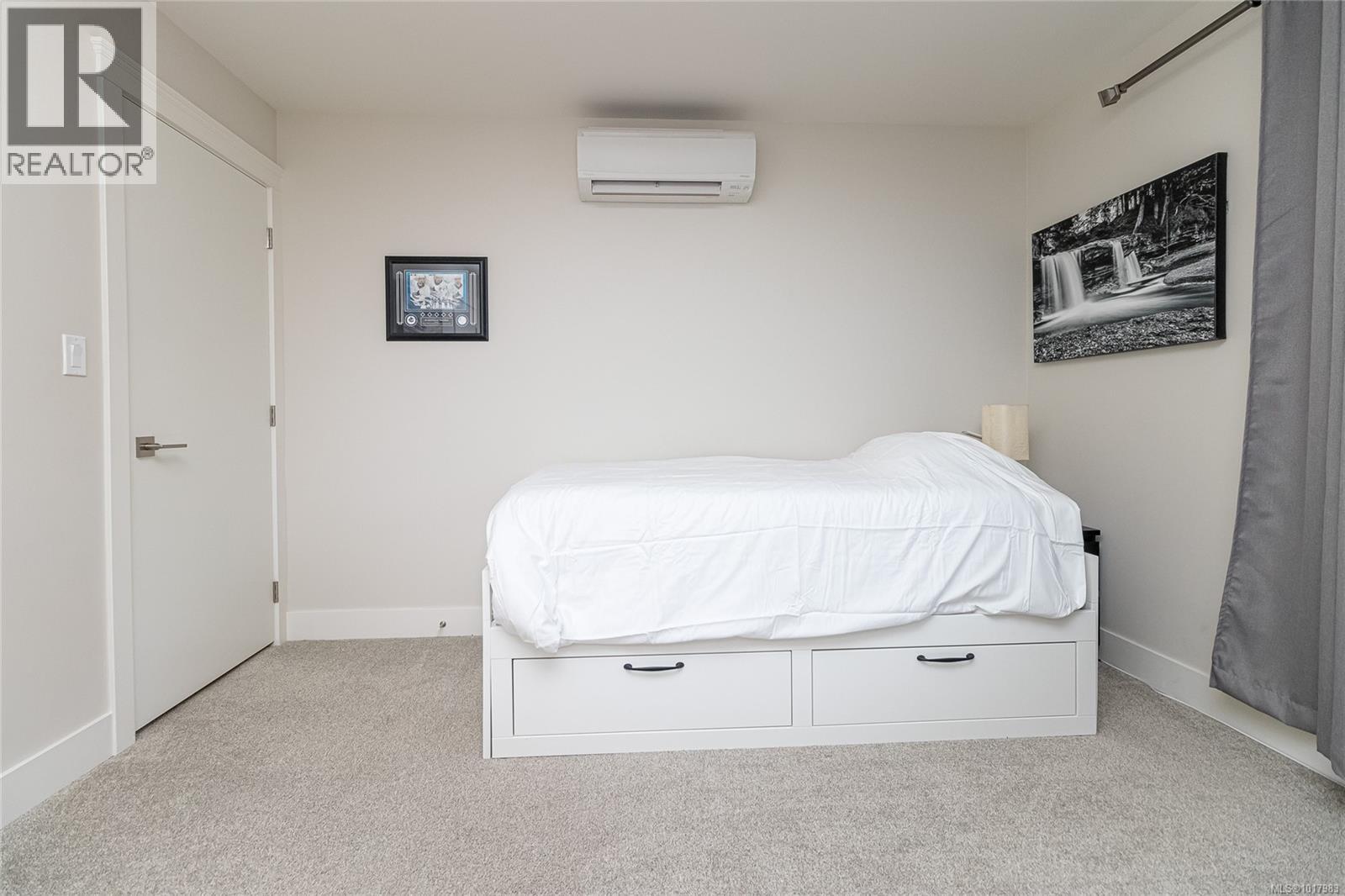 5 1900 Watkiss Way, View Royal