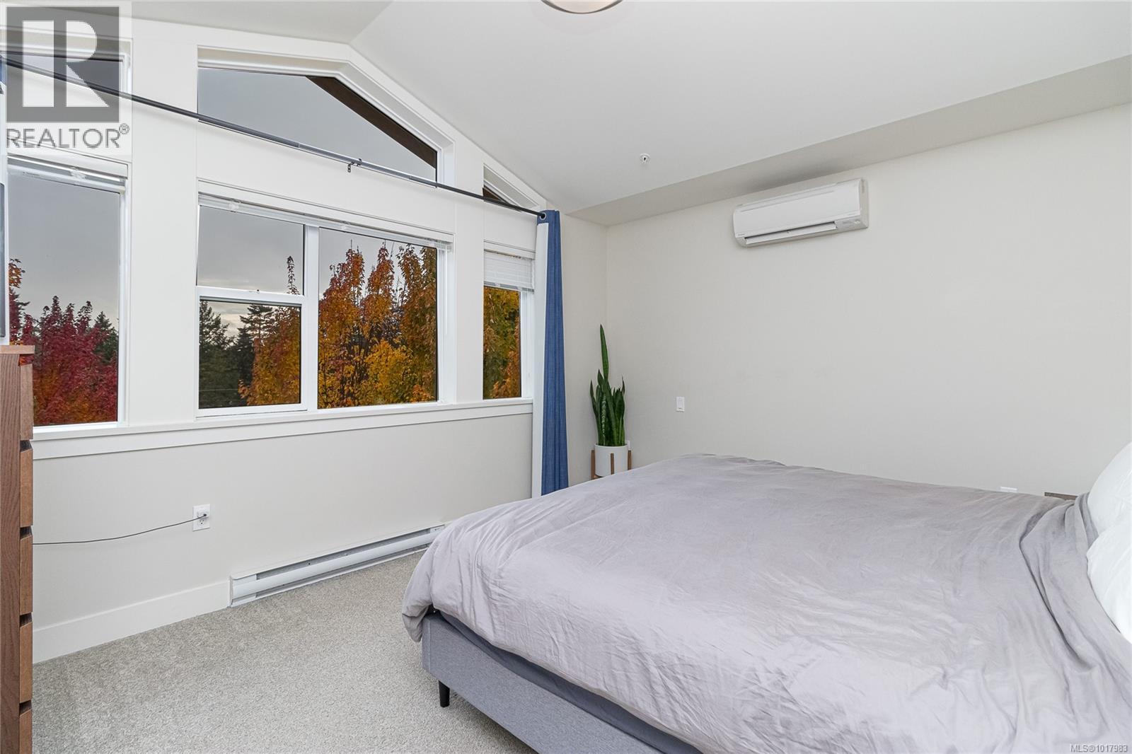 5 1900 Watkiss Way, View Royal