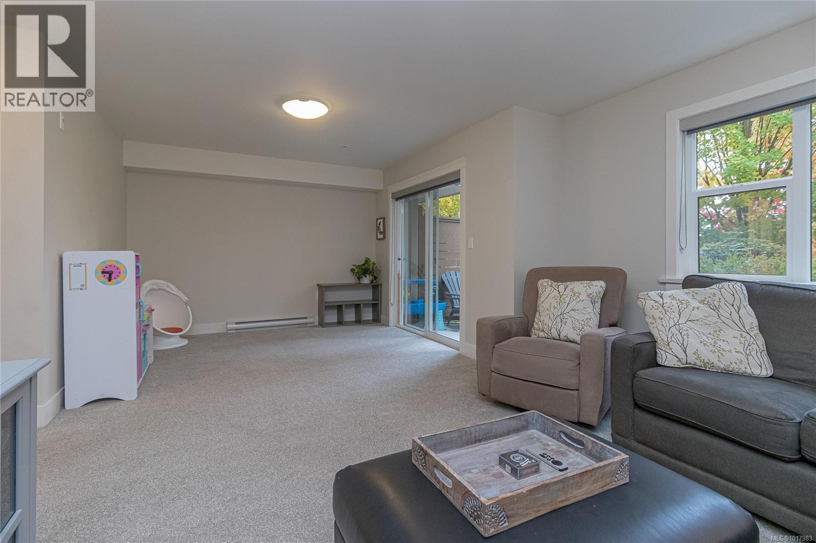 5 1900 Watkiss Way, View Royal