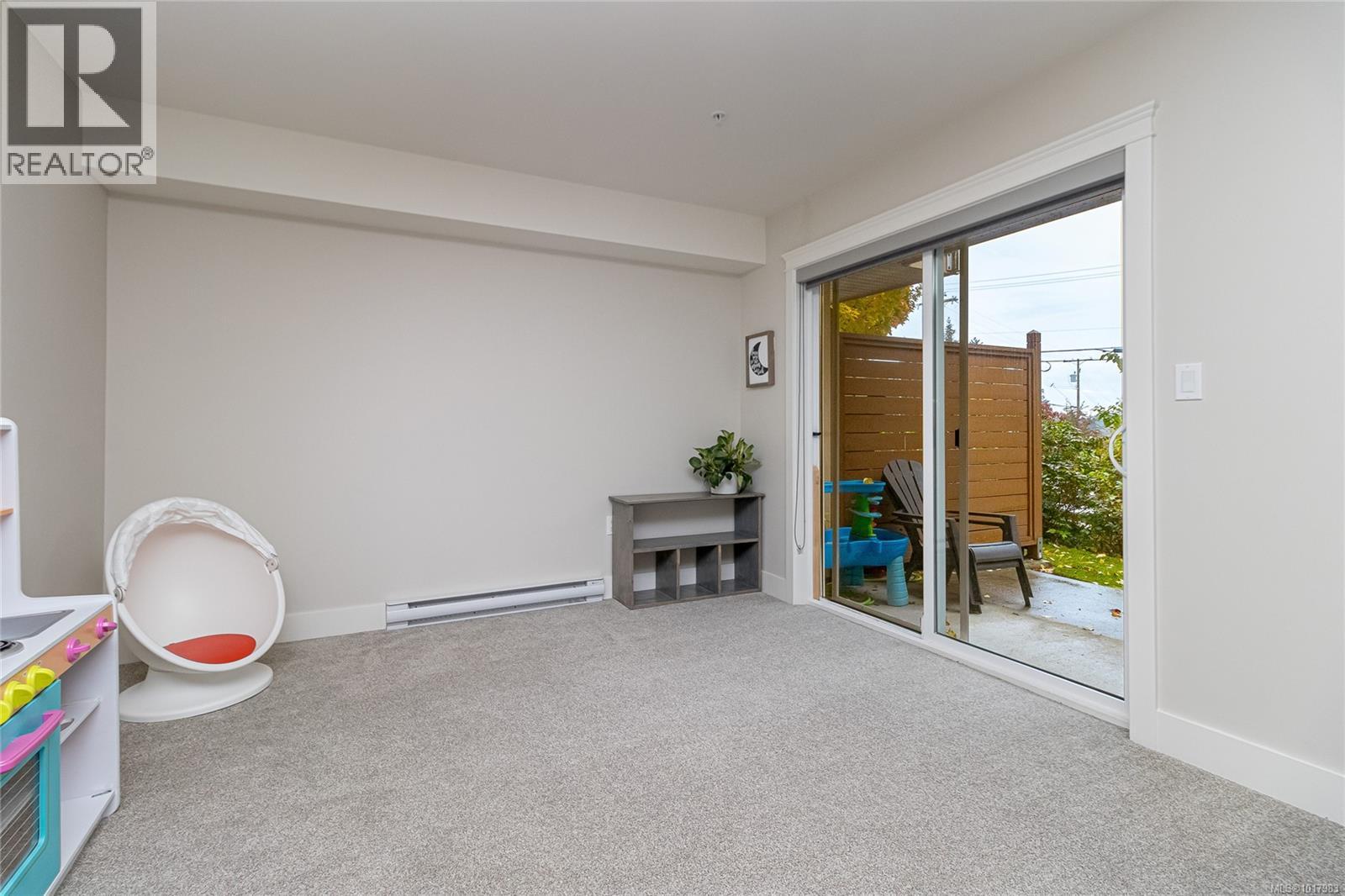 5 1900 Watkiss Way, View Royal