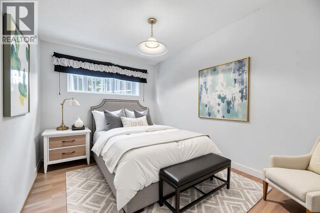 Single Family House Bi-level for Sale in   Avenue SE Dover Calgary 