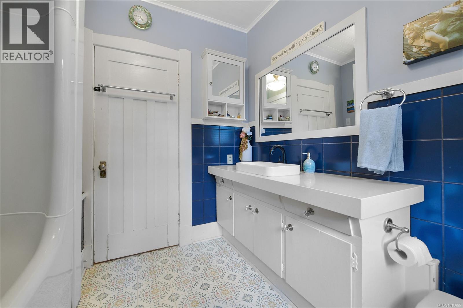 1038 Chamberlain St, Victoria