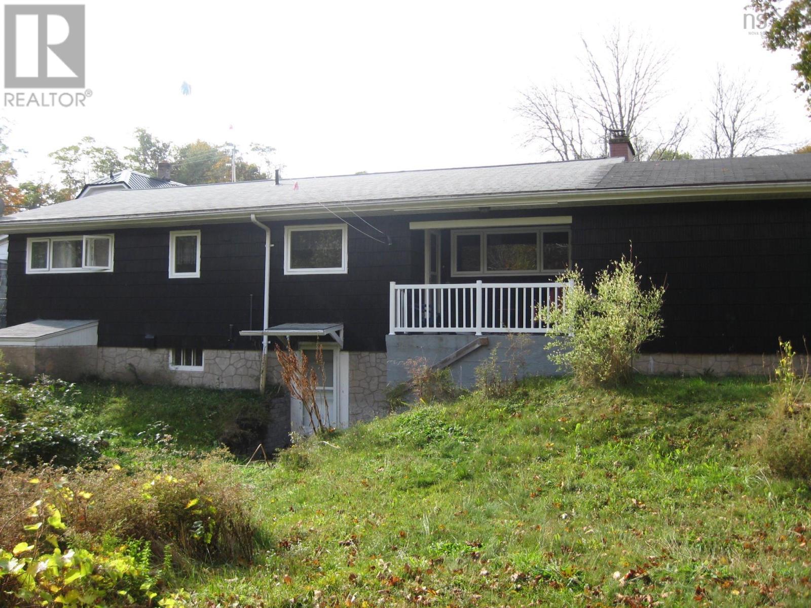 Property 3 of 26 of 85 School Street