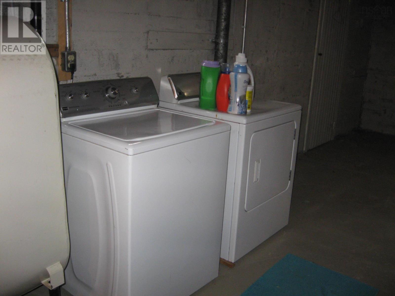 Property 21 of 26 of 85 School Street