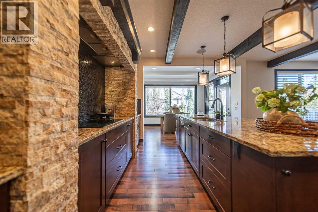 Single Family House for Sale in  Quarry Way SE Douglasdale/Glen Calgary 