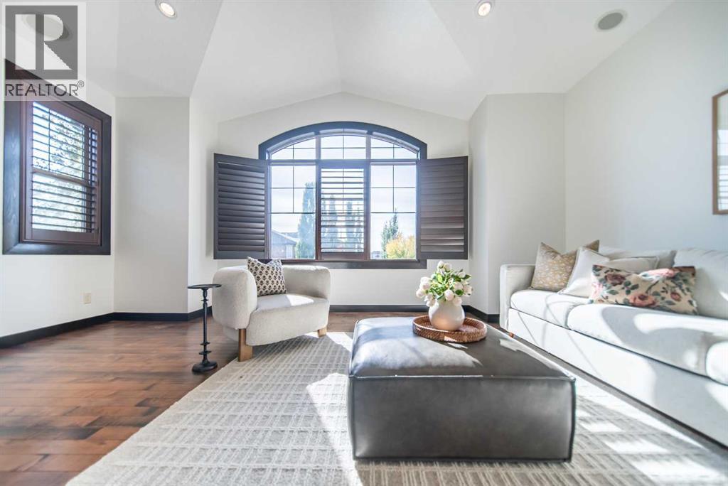 Single Family House for Sale in  Quarry Way SE Douglasdale/Glen Calgary 