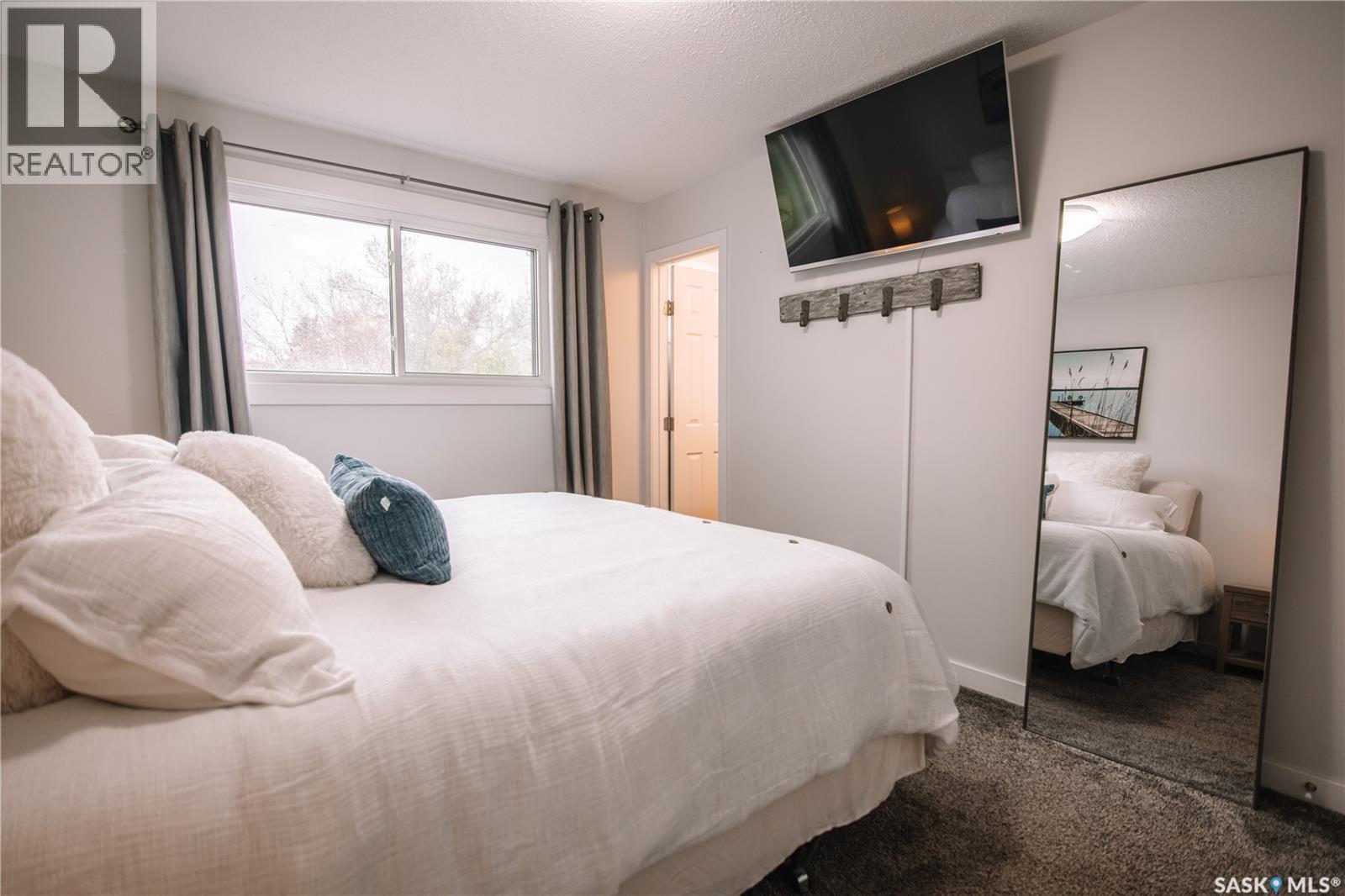 Single Family House for Sale in  Princess STREET Regina 