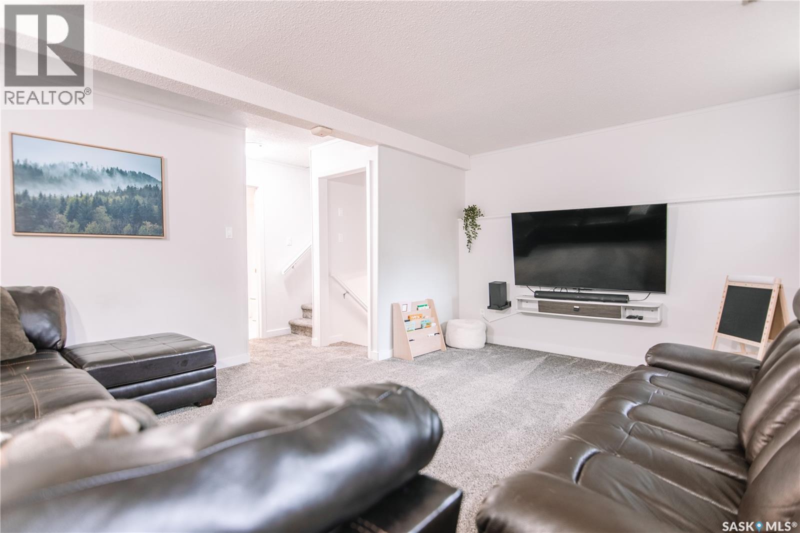 Single Family House for Sale in  Princess STREET Regina 