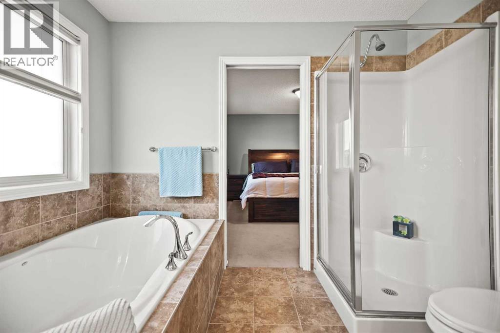 232 Sunset Close, Cochrane