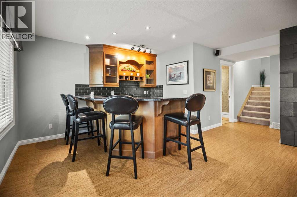 232 Sunset Close, Cochrane