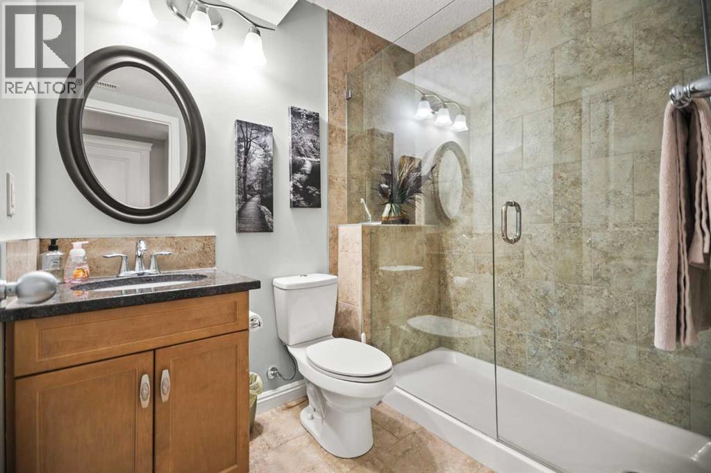 232 Sunset Close, Cochrane