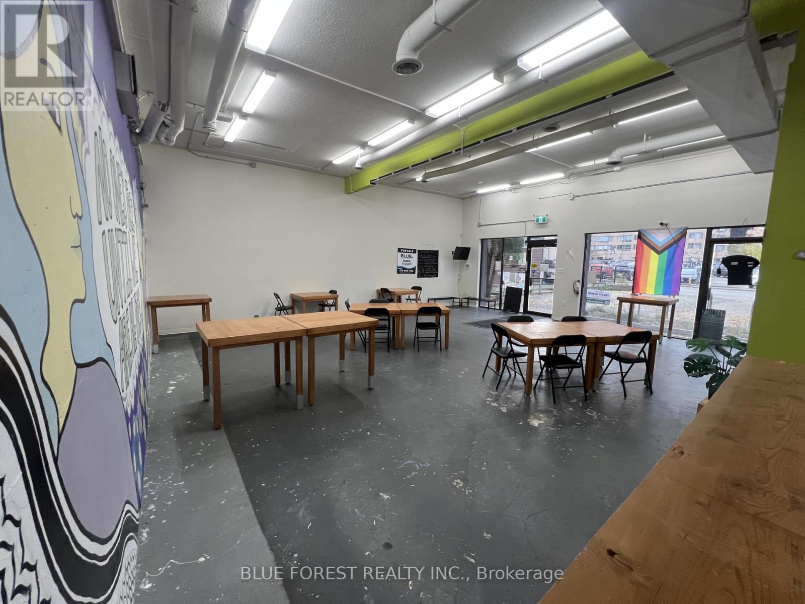 206 Piccadilly photo 4