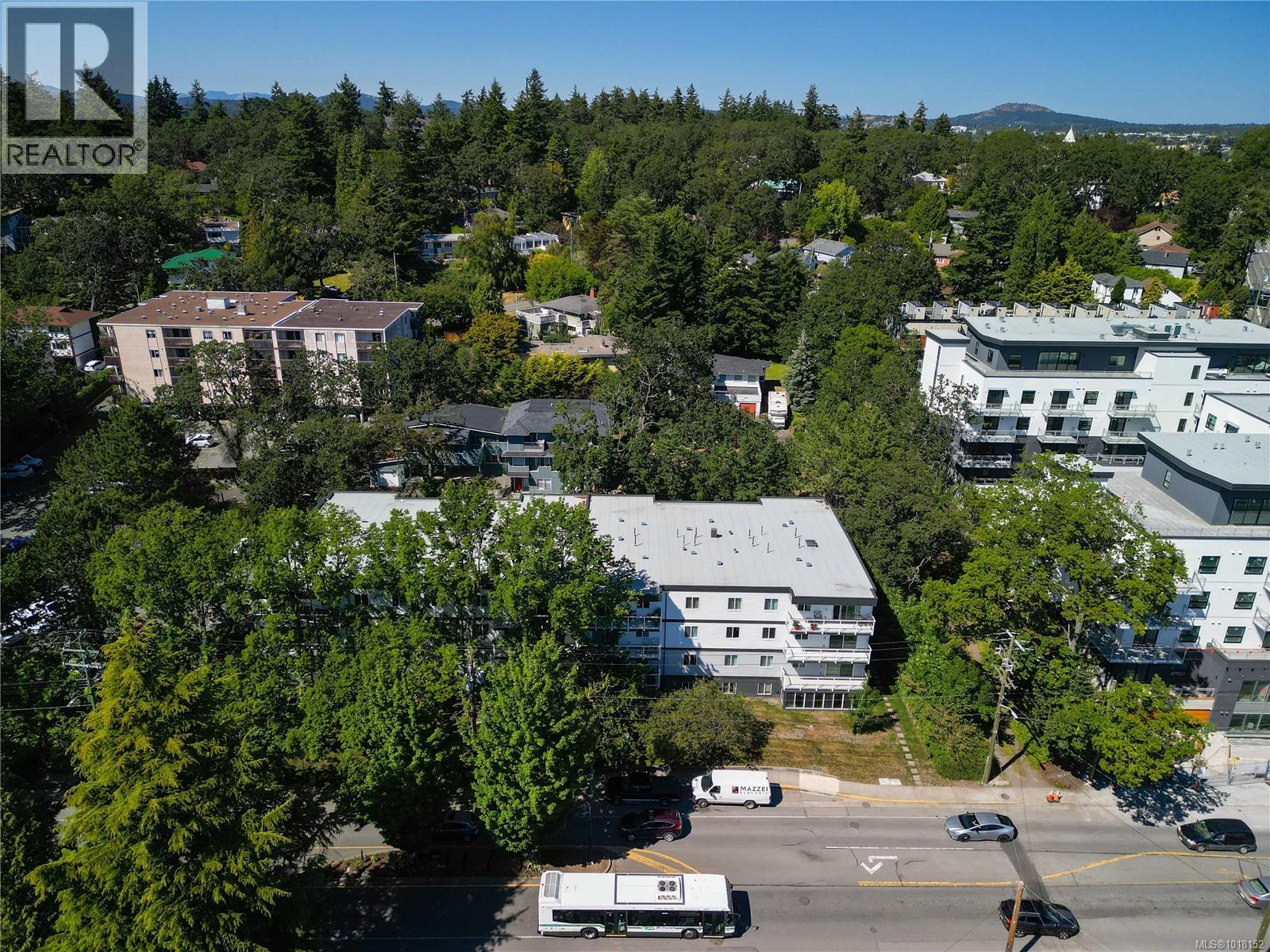 101 1124 Esquimalt Rd, Esquimalt