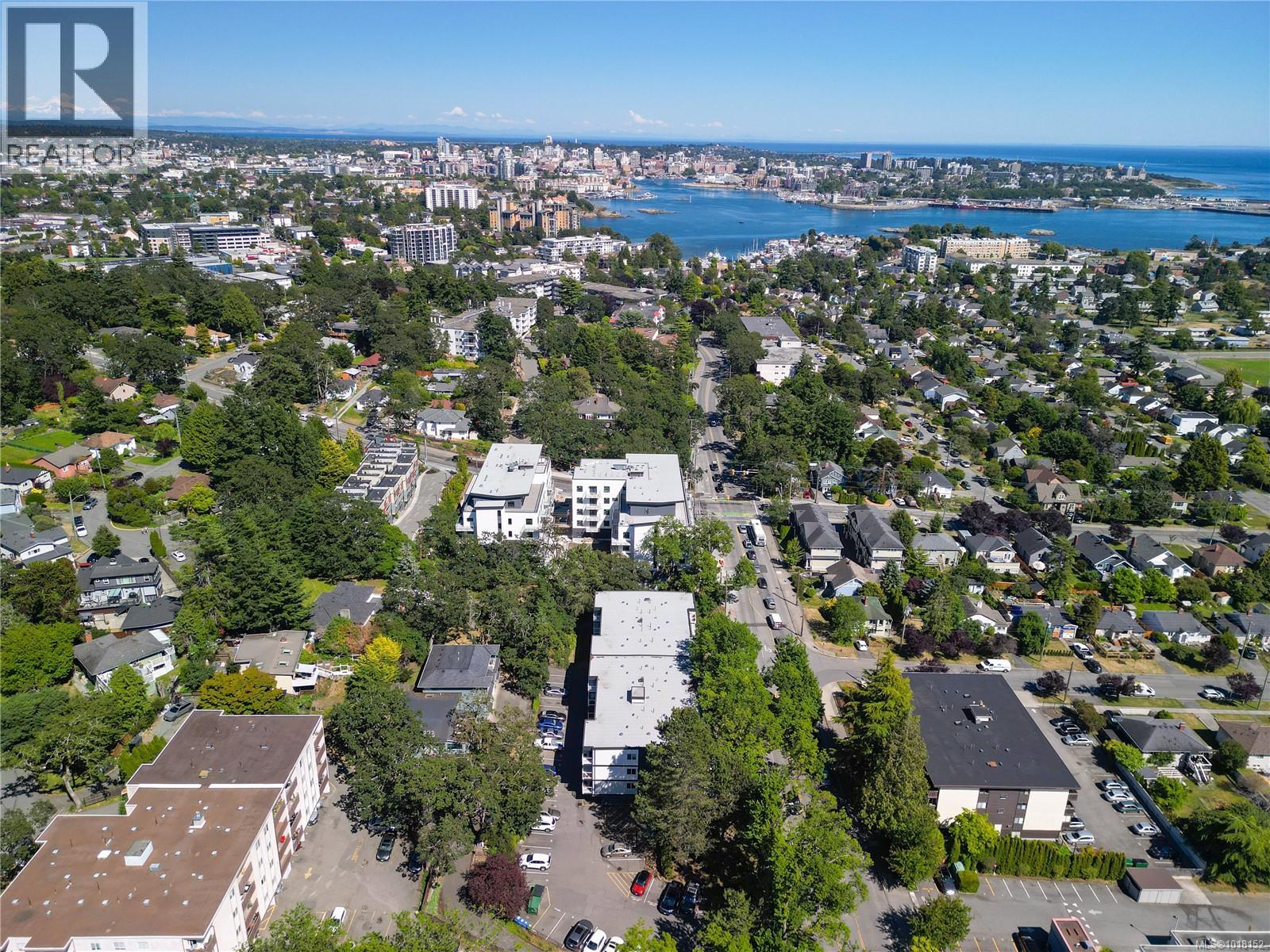 101 1124 Esquimalt Rd, Esquimalt