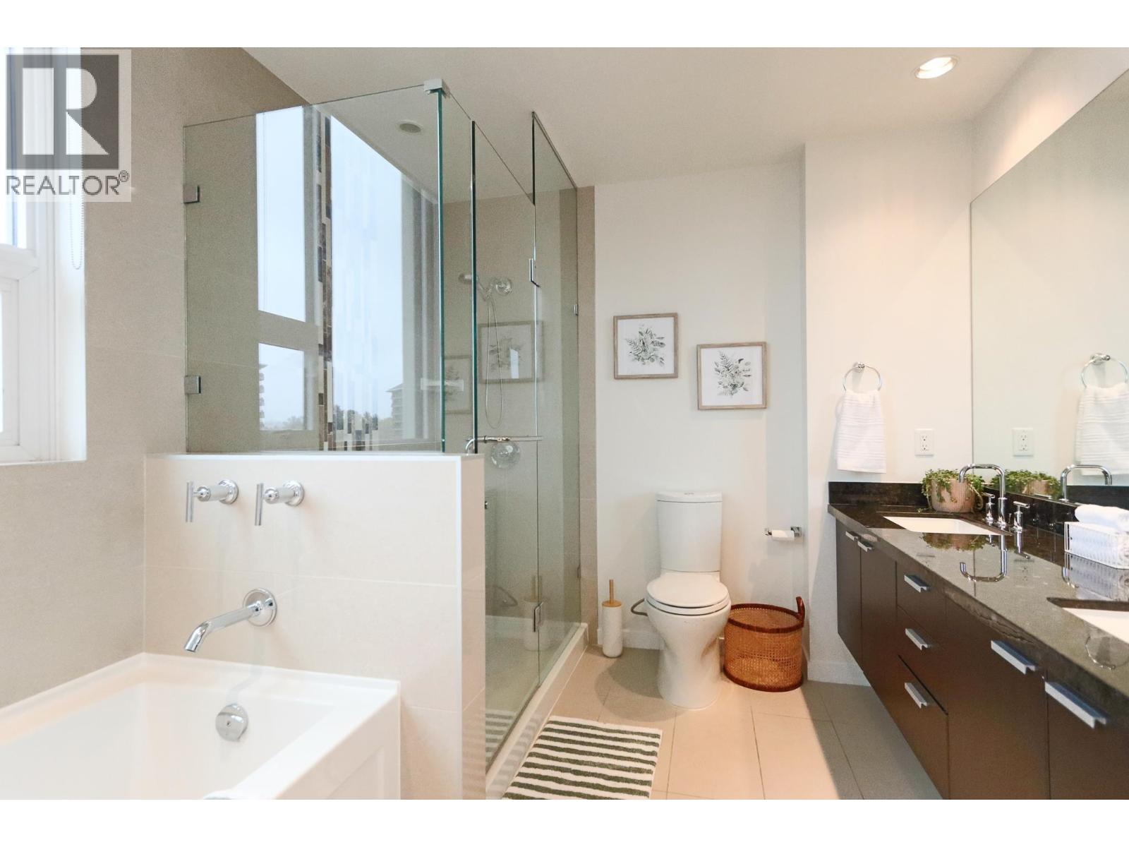 2202 2200 DOUGLAS ROAD, Burnaby