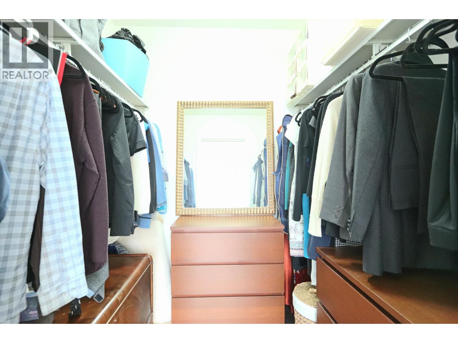 2202 2200 DOUGLAS ROAD, Burnaby