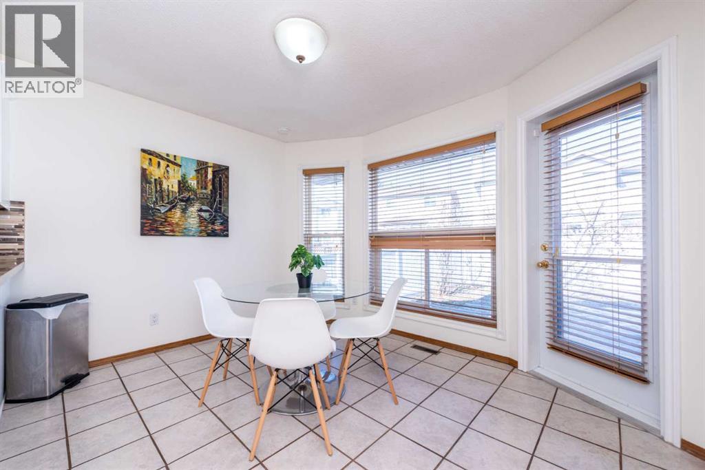 Single Family House Bungalow for Sale in  Douglas Woods Drive SE Douglasdale/Glen Calgary 