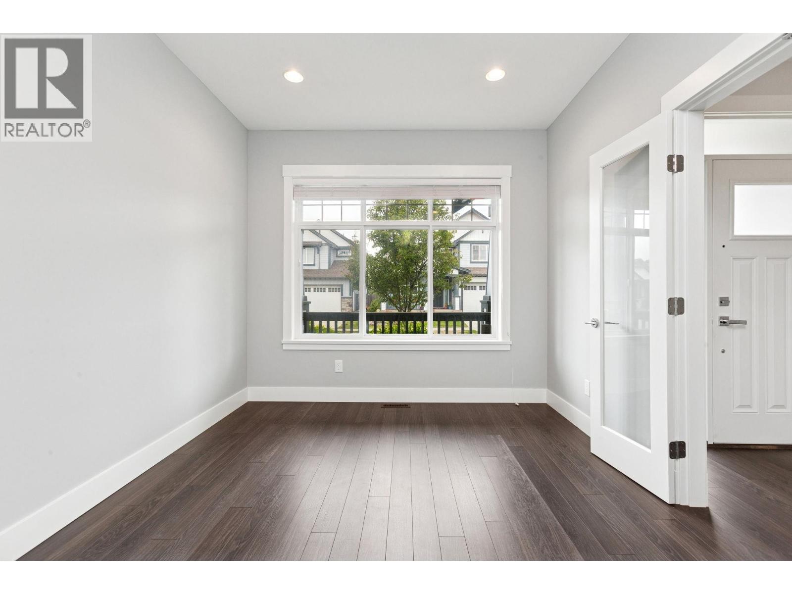 4668 ROBIN Lane, Tsawwassen